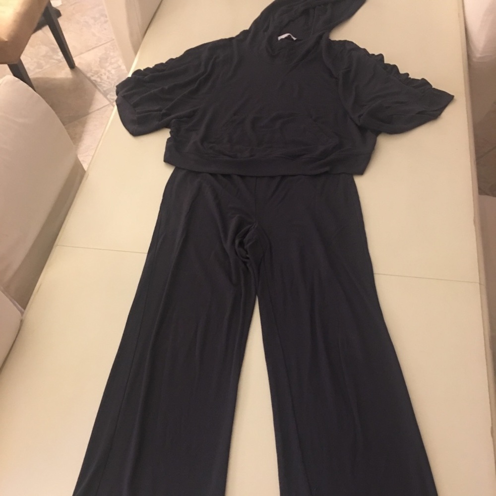 Lounge 2 piece outfit by Andrea Jovine -super soft